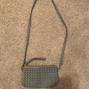 Gray Crossbody Purse. Good Condition. Smoke free home 😊